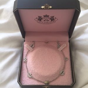 SILVER CHARM NECKLACE // STILL IN BOX✨